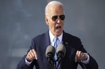 Biden says Trump backers are “garbage” after a comedian criticizes Puerto Rico